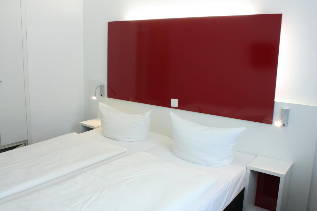 โรงแรมแอดมิรัล Frankfurt am Main ภายนอก รูปภาพ